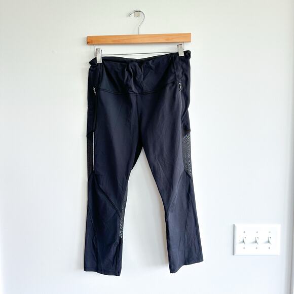 Lululemon Mesh Detail Zipper Pockets Cropped Leggings Black 10 - Picture 1 of 9